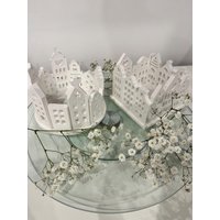 Lichterstadt Häusering Häusekranz Dekoration Haus Häuserliebe Hugge Kerze Handgemacht Geschenk Deko Raysin Lichterstadt Häusering Häusekranz Dekoration Haus Häuserliebe Hugge Kerze Handgemacht Geschenk Deko Raysin von Traum38