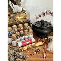 Großes Räucherwerk Set | Räucherset Mit Räuchermischung Weihrauch Palo Santo Styrax Myrrhe Ritual Geschenk Box von TraumfaengerLaden