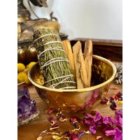 Räucher Set „Mut" Räucherwerk Mit Messing Räucherschale Palo Santo Rosmarin Minze Räucherbündel Smudge Stick | Rauhnächte Ritual Geschenkbox von TraumfaengerLaden