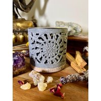 Räucherschale Speckstein Grau Für Räucherwerk | Stövchen Räuchergefäße Raunächte Meditation Ritual Geschenk von TraumfaengerLaden