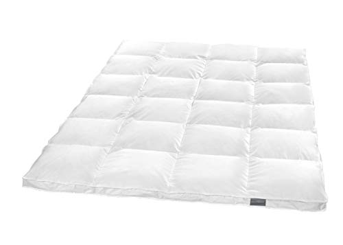 Traumnacht Basis Daunendecke, extra warm mit 4 cm Außensteg 60% Daunen und 40% Federn, 155 x 220 cm, Down Pass und Öko-Tex zertifiziert, produziert nach deutschem Qualitätsstandard Traumnacht Basis Daunendecke, extra warm mit 4 cm Außensteg 60% Daunen und 40% Federn, 155 x 220 cm, Down Pass und Öko-Tex zertifiziert, produziert nach deutschem Qualitätsstandard von Traumnacht