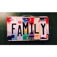 Familie Sign. Dekor. Individuell. Ohana. Liebe. Holz. Metall. Zuhause. Nummernschild von TravelingSoulStudio