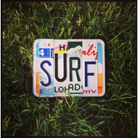 Surf Nummernschild-Zeichen. Surfer Zeichen. Geschenk Für Surfer. Surf Dekor. Surfen Sie Unter von TravelingSoulStudio