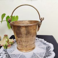 Antiker Messing Solide Eimer|Garten Pflanzer|Alter Eimer|Messing Pflanzer|Antike Hängende Pflanzer|Wasserspeicher Utensil|Mehrzweckeimer von TreasureArtefacts