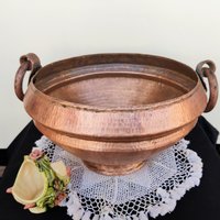 Antiker Seltener Massiver Handgehämmerter Schwerer Kupfer Gangalam Wassertopf | Traditioneller Ghangal Badetopf Antikes Uruli|Home Decor von TreasureArtefacts