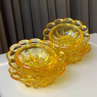 Unbenutzte 4x Gelbe Glas Vintage 50Er 60Er Schalen Spitzenrand von TreasureMarketLatvia