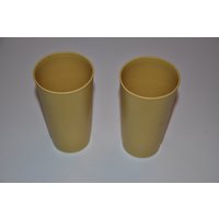 Lot Von 2 Gelben Tupperware Vintage Gläsern/Bechern von TreasureTimeCapsule