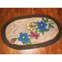 Vintage Floral Eingehängt Decke Oval Geblümten Teppich von TreasureTimeCapsule