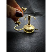 Vintage Messing Telefon-Miniatur Antikes Telefon -Vintage Puppenhaus Ornamente - Miniatur Wohnkultur Vintage Messing Telefon-Miniatur Antikes Telefon -Vintage Puppenhaus Ornamente - Miniatur Wohnkultur von TreasureTreatBotique