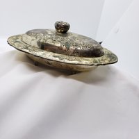 Vintage Ovale Versilberte Schmuckschale. Hergestellt Im Besetzten Japan. Rosen Design von TreasuresFoundNorth