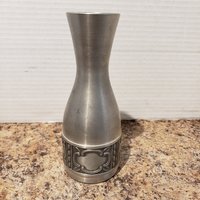 Zinn Haugrud Vase Aus Norwegen. 7" von TreasuresFoundNorth