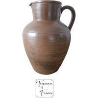 Vintage Französisch Rustikal Krug Vase Grès Du Berry Servieren Getränke Wasserkrug Display Wohnkultur Küche Dekor Geschenk Circa 1990Er Jahre von TreasuresOfFrance