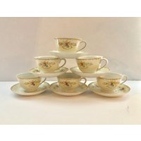 Seltene Sts Handbemalte Tasse Und Untertasse Made in Japan Seltene Sts Handbemalte Tasse Und Untertasse Made in Japan von TreasuresofGG
