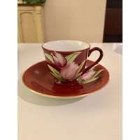 Vintage Sammlertasse Und Untertasse, Markiert Made in Besetztem Japan Schöne Reiche Burgunderfarbene Farbe Mit Akzentblume Vintage Sammlertasse Und Untertasse, Markiert Made in Besetztem Japan Schöne Reiche Burgunderfarbene Farbe Mit Akzentblume von TreasuresofGG