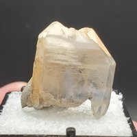 Dumortierit Quarz Kristall, Und Ton Enthalten Quarz, Selten, Kommt Mit Display-Fall 43 Karat von TreeFortBazaar