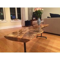 Verkauft . Live-Rand Silber Maple Lange Couchtisch Verkauft von TreeStoryShop