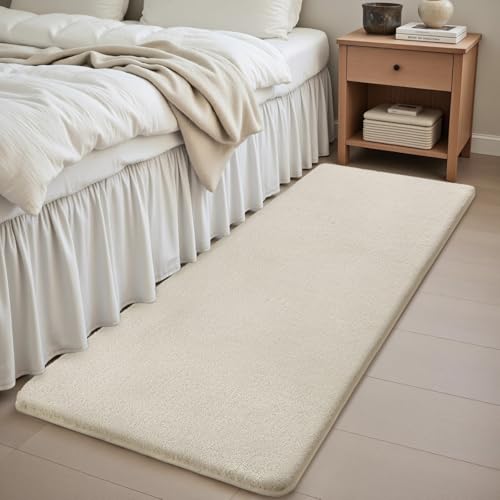 Treeboy Teppich Wohnzimmer Teppichläufer Milchweiß Teppich Schlafzimmer 60x120 cm Kurzflor Waschbar rutschfest Flauschig Teppiche Gegend Läufer Flur Teppiche Carpet für Jugendzimmer Kinderzimmer Treeboy Teppich Wohnzimmer Teppichläufer Milchweiß Teppich Schlafzimmer 60x120 cm Kurzflor Waschbar rutschfest Flauschig Teppiche Gegend Läufer Flur Teppiche Carpet für Jugendzimmer Kinderzimmer von Treeboy