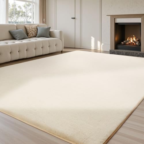 Treeboy Luxus Teppich Wohnzimmer 160x230 Creme Glatt Kunstfell Kaninchenfell-Imitat Kurzflor Flauschig Rutschfester Carpet für Wohnzimmer Schlafzimmer Moderner Wohnzimmerteppich Anti-Rutsch Teppiche von Treeboy