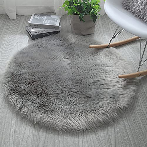 Treer Faux Lammfell Schaffell Teppich, Lammfellimitat Teppich Longhair Fell Optik Nachahmung Wolle Bettvorleger Kunstfell Dekofell Sofa Matte für Kinderzimmer (60cm,Grau) von Treer