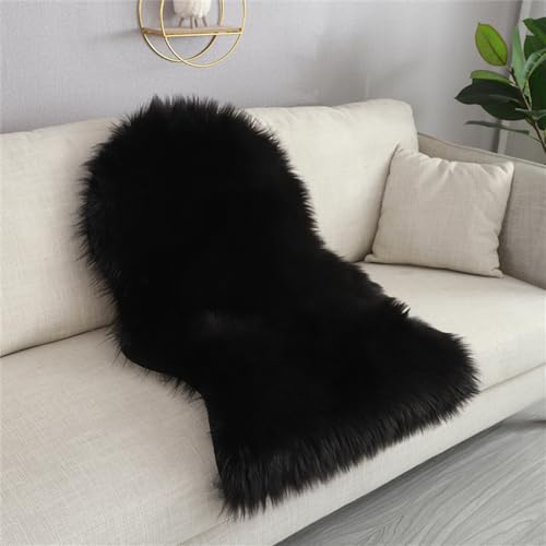 Treer Faux Lammfell Schaffell Teppich, Lammfellimitat Teppich Longhair Fell Optik Nachahmung Wolle Bettvorleger Kunstfell Dekofell Sofa Matte für Kinderzimmer (60x180cm,Schwarz) von Treer