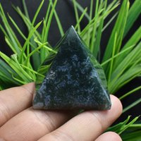 Poliert Natur Grün Moos Achat Quarz Kristall Pyramide Turm Punkt, Reiki Energie Generator Chakra Steine Heilung Jade Jaspis B1263 von TreestonesByLunas