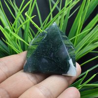 Poliert Natur Grün Moos Achat Quarz Kristall Pyramide Turm Punkt, Reiki Energie Generator Chakra Steine Heilung Jade Jaspis B1269 von TreestonesByLunas