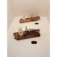 Treibholz Mit Glasvase Für Trockenblumen Oder Blumen Und Schriftzug Home von TreibholzvomAmmersee