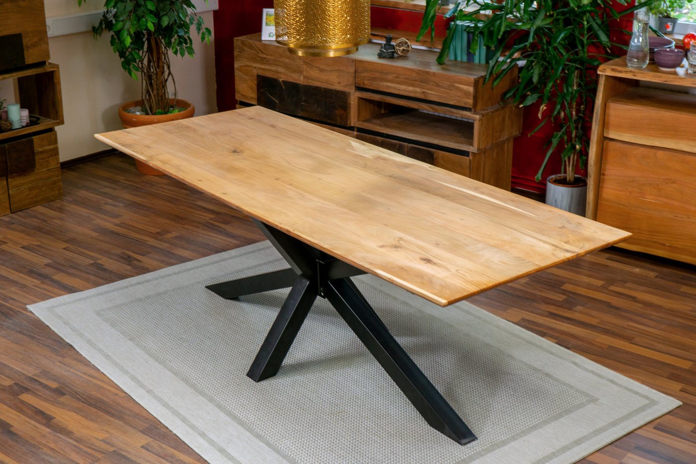 Trelevo® Esstisch Abby, Esstisch 280x100cm Akazie massiv natur Schweizer Kante Spider-Gestell von Trelevo®