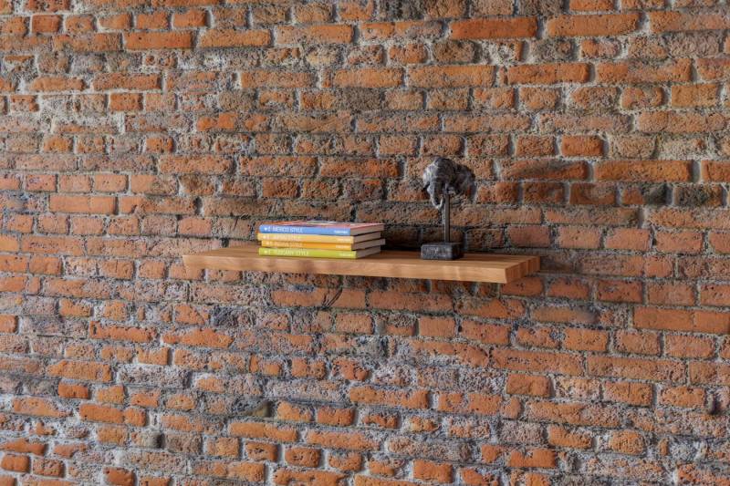 Trelevo® Wandregal Suva, Wandregal Akazienholz natur massiv 80 cm Holzregal Baumkante SUVA von Trelevo®