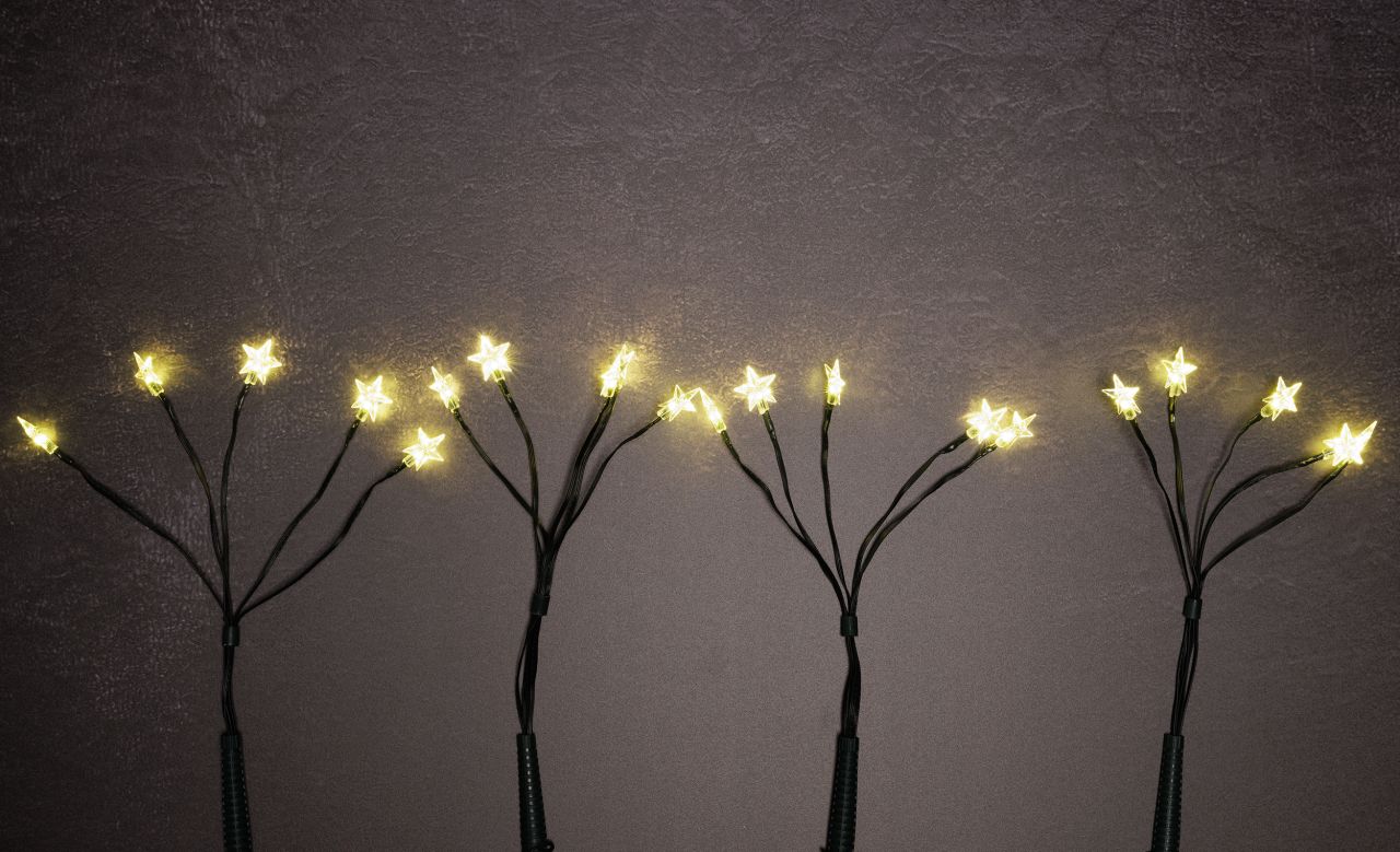 TrendLine LED Gartenstecker Sternen H: 60 cm 4 Stück warmweiß Außen mit Timer von TRENDLINE