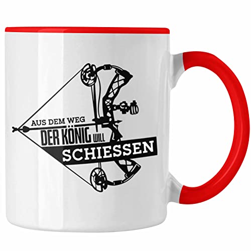 Trendation - Bogenschießen Tasse mit Bogenschütze Spruch - Geschenk für Pfeil und Bogen Fans Aus Dem Weg Der König Will Schießen (Rot) von Trendation