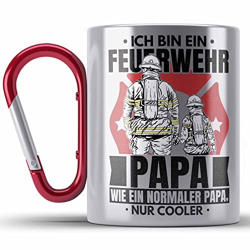 Trendation - Feuerwehr Papa Geschenk Edelstahl Tasse Karabiner Feuerwehrmann Vater Vatertag Spruch Wie Ein Normaler Papa Nur Cooler (Rot) von Trendation