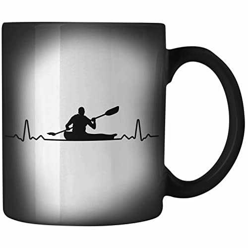 Trendation - Kajak Geschenk Zaubertasse Mit Spruch Kajakfahrer Geschenkidee Farbwechsel Tasse Kanu Padelboot Trendation - Kajak Geschenk Zaubertasse Mit Spruch Kajakfahrer Geschenkidee Farbwechsel Tasse Kanu Padelboot von Trendation