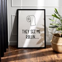 A1 A2 A3 A4 Toilette Badezimmer Poster | Gäste Wc Klo Witzig Lustig Humor Minimalistisch Schwarz Weiß Spruch Toilettenpapier A1 A2 A3 A4 Toilette Badezimmer Poster | Gäste Wc Klo Witzig Lustig Humor Minimalistisch Schwarz Weiß Spruch Toilettenpapier von TrenvayDesign