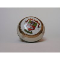 Wunderschöne 4-Beinige Porzellan-Trinket-Box Von Alexandra Mit New Windsor Heraldic von TriMedvedia