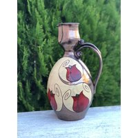 Weihnachtsgeschenk - Keramik Karaffe, Handgemachte Wasserkrug Mit Tulpen, Spirituosen Studio Ewer Krug von TriUshiCeramics