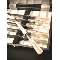 Vintage Sheffield Besteck - Perlengriff Obstkäsemesser Mit Koffer 6Er-Set von TriadVintage
