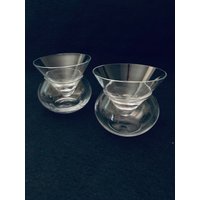 stiellose Martini Gläser Mit Chiller - Elegante Chilled Bowl Margarita, Cosmopolitan, Manhattan Cocktails Set Von | 2 von TriadVintage