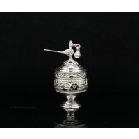 Massives Sterling Silber Vintage Pfau Design Handgemachte Bräute Augen Kajal Box, Surma Kumkum Sindur Kleine Schmuckschachtel Artikel Stb249 von TribalOrnaments