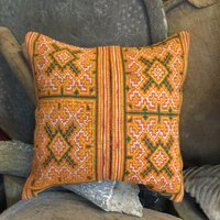 Vintage Handgemachte Hmong Hanf Baumwolle Bestickt Kissenbezug Im Norden Von Vietnam von TribalhandmadeStore