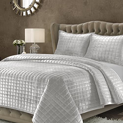 Tribeca Living FLORENCEQUIKISI Florence Velvet Oversized Solid Quilt Set, King, Silver Grey von Tribeca Living