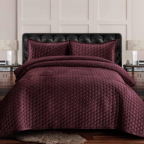 Tribeca Living Velvet Queen-Bettwäsche-Set, dreiteiliges Bettwäsche-Set mit Wabenmuster, superweicher 260 g/m² Samt, übergroße Steppdecke und Zwei Kissenbezüge, Pflaume von Tribeca Living