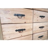 2 Schmiedeeisen Schrank Schublade Backplate Griffe, Kommode, Bauernhaus Küchenschrank Rustikale Antike Brust Truhentür Handgeschmiedet Ring Pull von TribesIronHardware