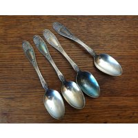 4 Teelöffel, "Isabella' Aka "Grape', Versilberter Teller R.c. Co., Handwerk Oder Schmuck 4 Teelöffel, "Isabella' Aka "Grape', Versilberter Teller R.c. Co., Handwerk Oder Schmuck von TrilliumandFern