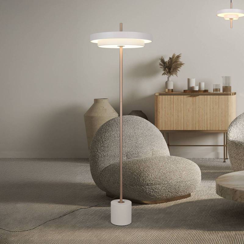 LED-Stehlampe Keaton, hellgrau, Höhe 138 cm, Metall, CCT von Trio Lighting