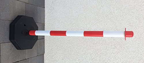 Pfosten Rot Weiß zur Absperrung von Trobak