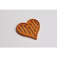 Herzförmiger Holz-Bettbezug | Wärmplatte Topfhalter von TroutWorkshop