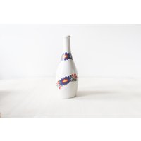 Vintage Retro Blumen Porzellan Vase, 1960Er Jahre Weiße Vase von TrudysStoreVintage