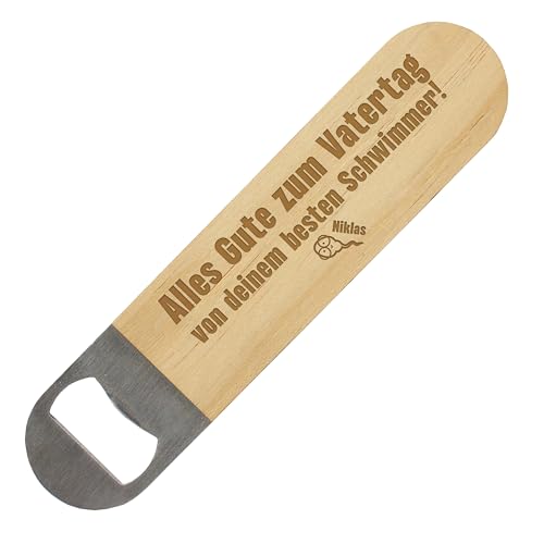 Flaschenöffner „Alles Gute zum Vatertag von deinem besten Schwimmer!“ - Aussehen & Namen personalisiert - Edelstahl, Holzgriff mit Gravur - Geschenk für Papa - ca. 17,5 x 4 cm - 1 Schwimmer von True Statements