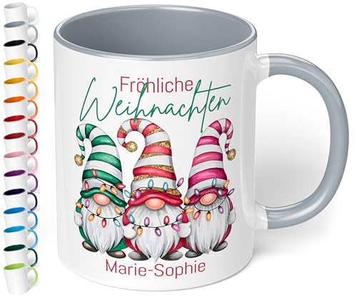 Geschenk zu Weihnachten: Tasse „Fröhliche Weihnachten“ mit 3 Bunten Wichtel-Motiv - personalisiert mit Namen - Adventszeit, Keramik, ca. 330ml, Grau von True Statements